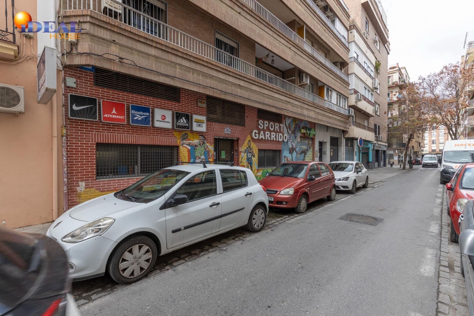 Kaupallinen myytävänä paikassa Granada kaupunki - 365 000 € (Ref: 9465588)