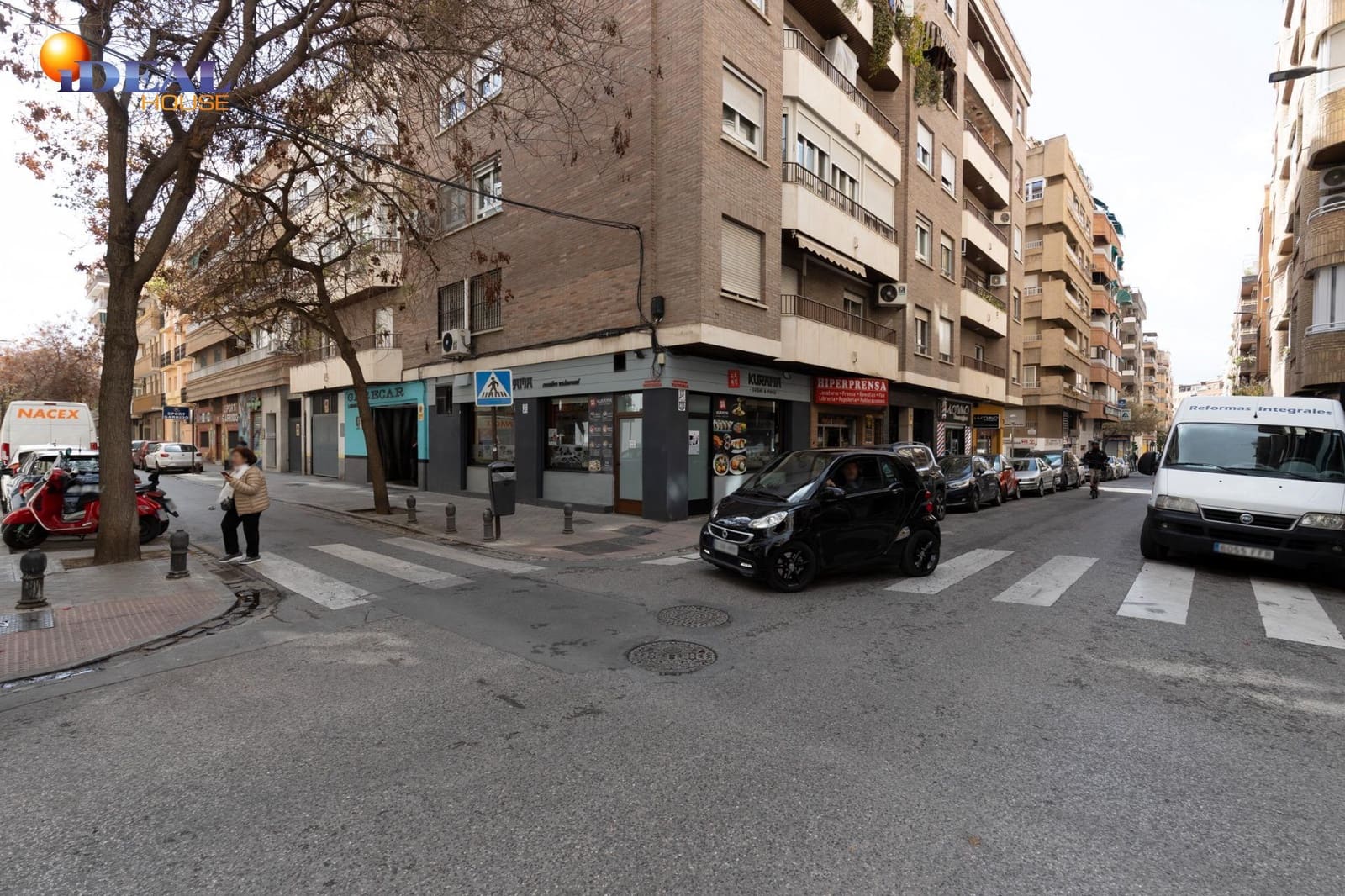 Kaupallinen myytävänä paikassa Granada kaupunki - 365 000 € (Ref: 9465588)