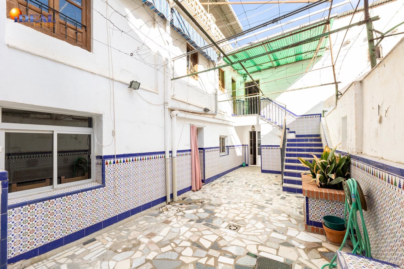 4 soverom Finca/Herregård til salgs i Granada by - € 149 000 (Ref: 9465590)