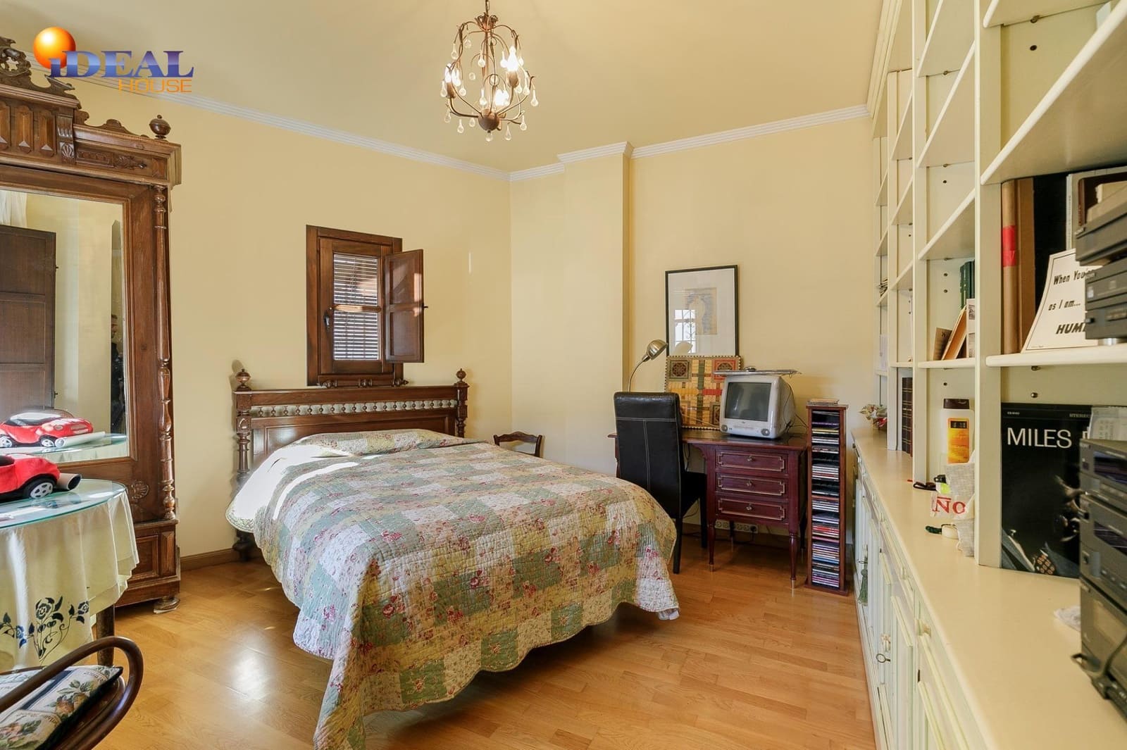 Casa de 3 habitaciones en Granada ciudad en venta con garaje - 640.000 € (Ref: 9465591)