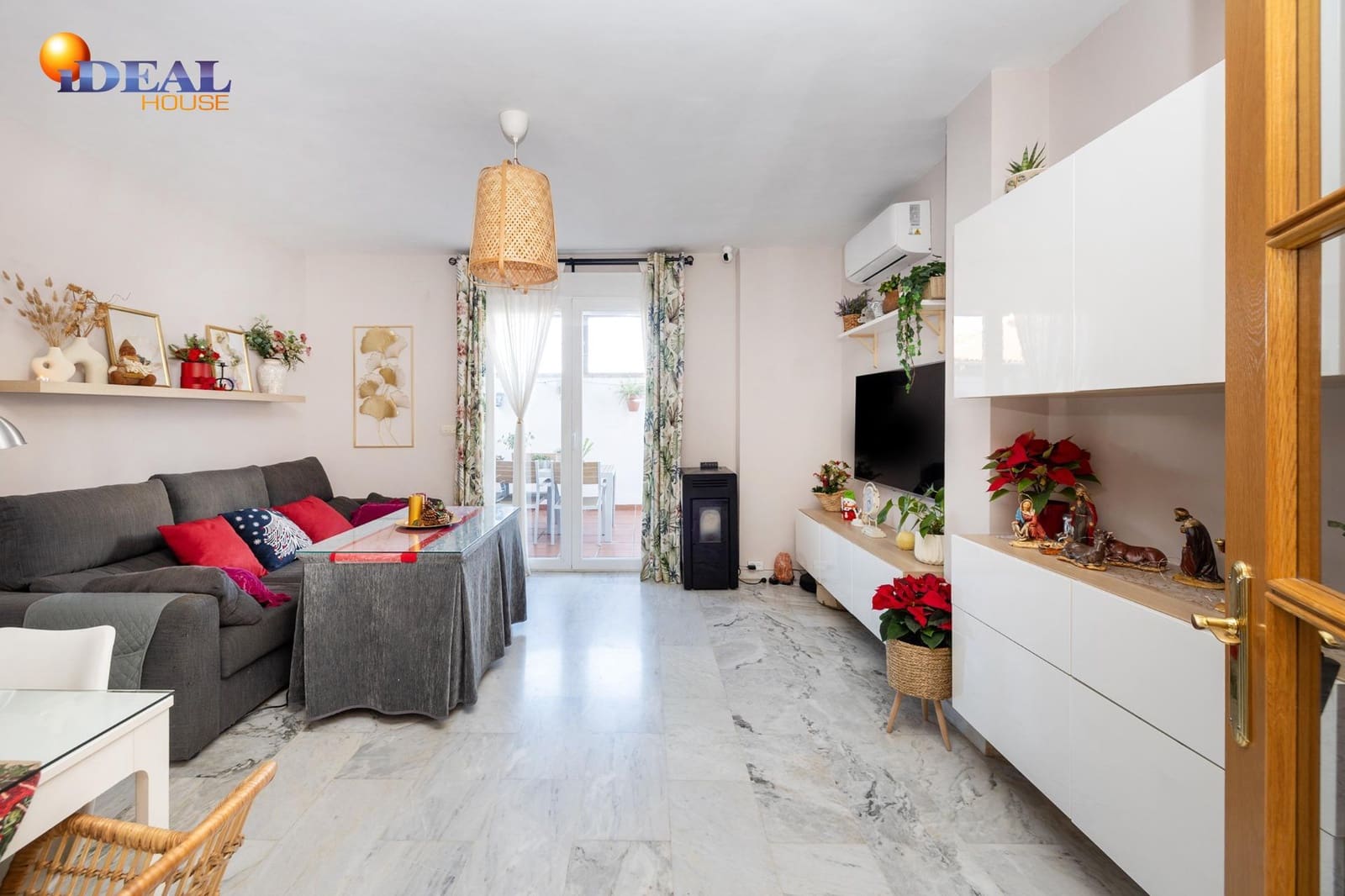 3 sovrum Hus till salu i La Zubia med garage - 299 000 € (Ref: 9465592)