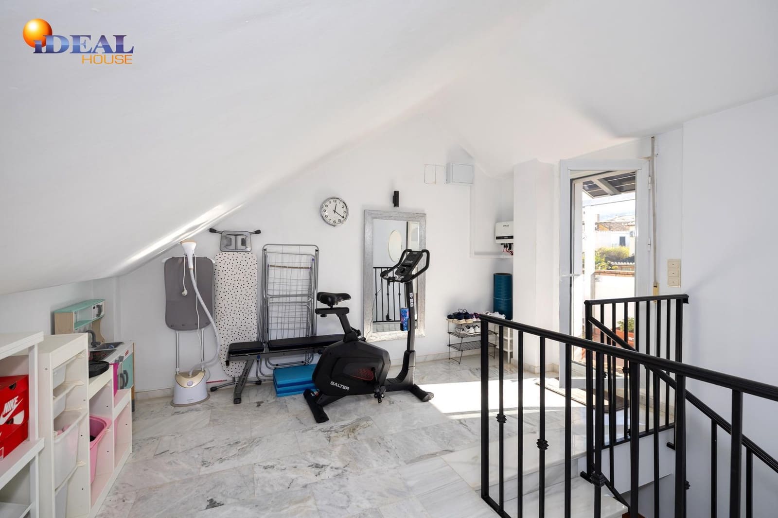 3 sovrum Hus till salu i La Zubia med garage - 299 000 € (Ref: 9465592)