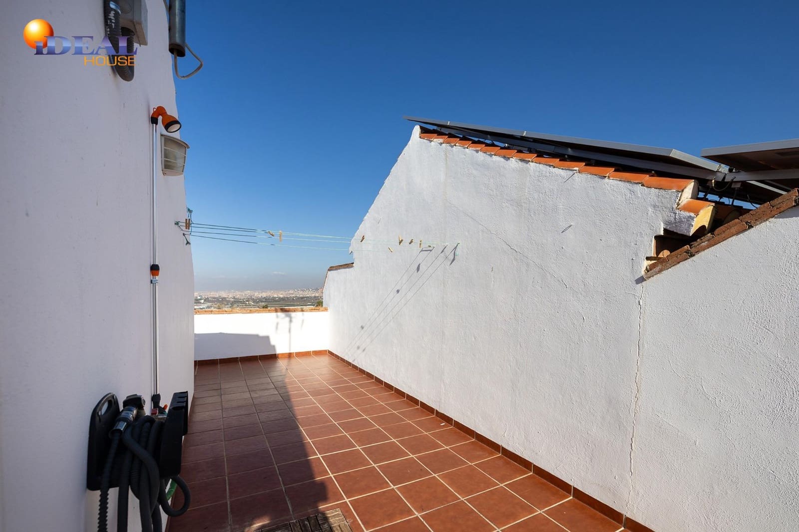 3 sovrum Hus till salu i La Zubia med garage - 299 000 € (Ref: 9465592)