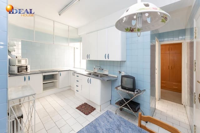 4 makuuhuone Asunto myytävänä paikassa Granada kaupunki - 429 000 € (Ref: 9472933)