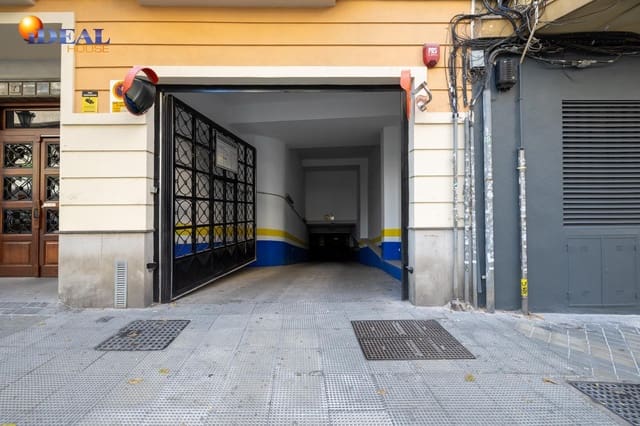 Garaje en Centro, Granada ciudad en venta - 45.000 € (Ref: 9472934)