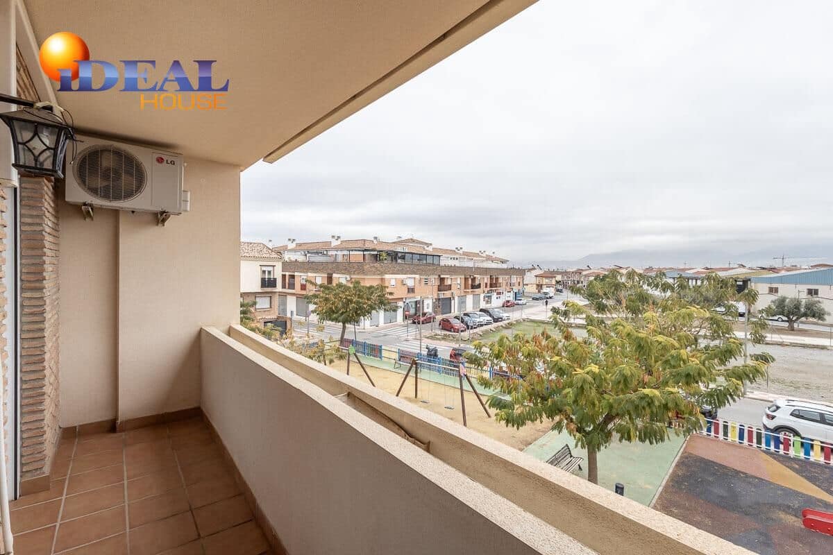 4 camera da letto Villetta a Schiera in vendita in Churriana de la Vega con garage - 375.000 € (Rif: 9472935)