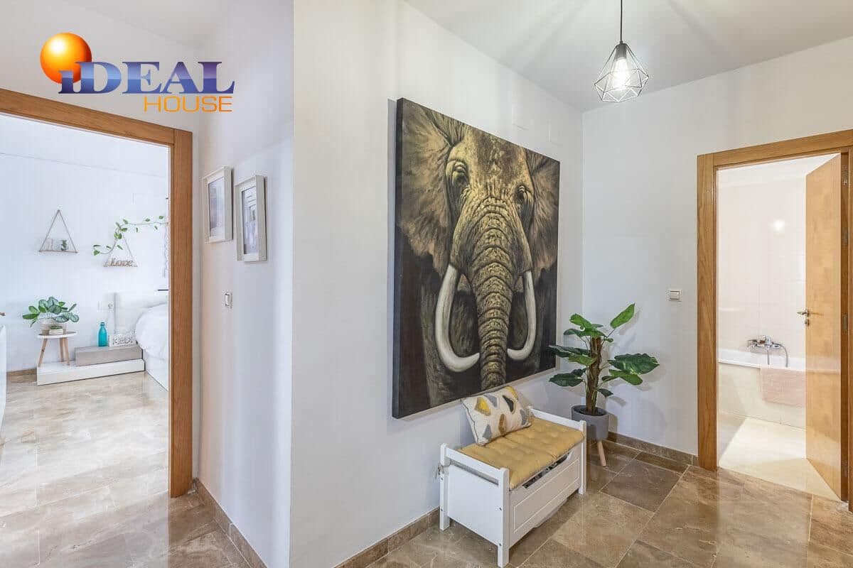 4 camera da letto Villetta a Schiera in vendita in Churriana de la Vega con garage - 375.000 € (Rif: 9472935)