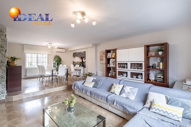 4 camera da letto Villetta a Schiera in vendita in Churriana de la Vega con garage - 375.000 € (Rif: 9472935)