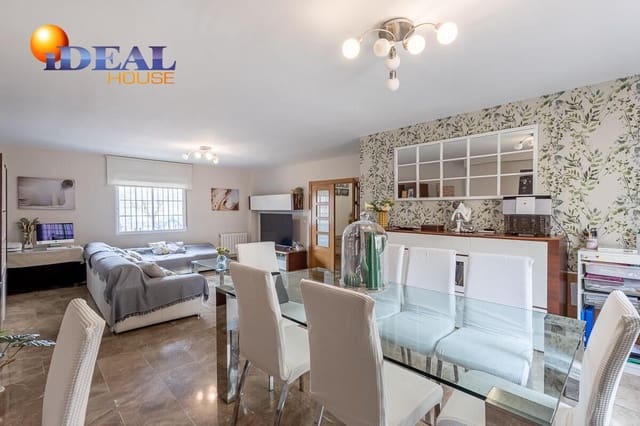 4 camera da letto Villetta a Schiera in vendita in Churriana de la Vega con garage - 375.000 € (Rif: 9472935)