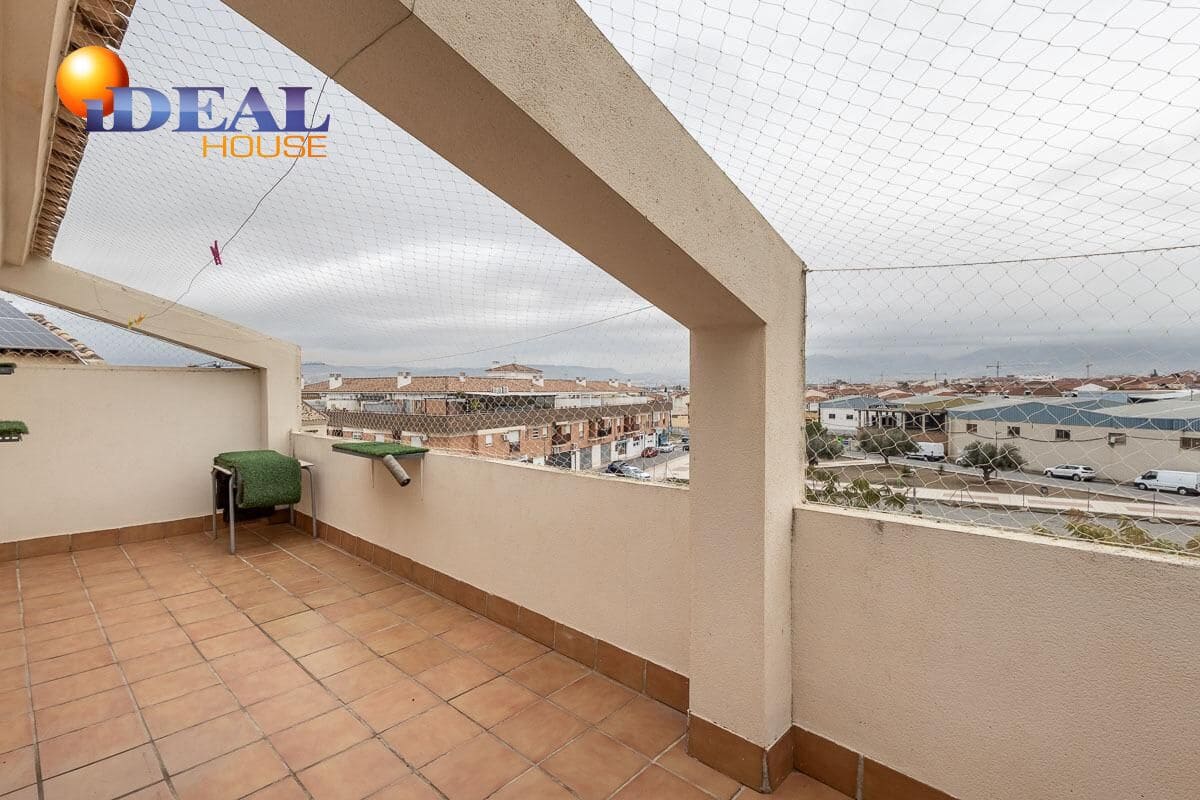 4 camera da letto Villetta a Schiera in vendita in Churriana de la Vega con garage - 375.000 € (Rif: 9472935)