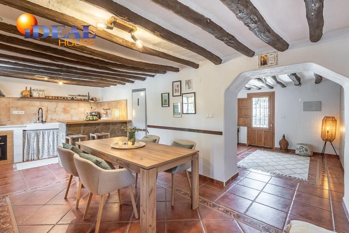 5 quarto Moradia para venda em Montefrio com piscina - 345 000 € (Ref: 9472936)