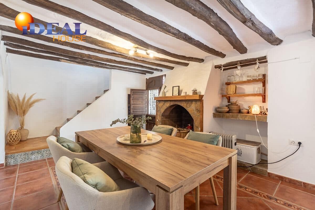 5 quarto Moradia para venda em Montefrio com piscina - 345 000 € (Ref: 9472936)