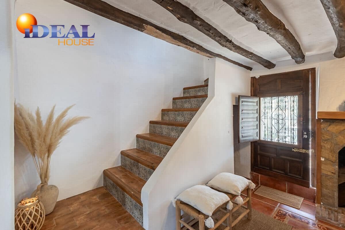 5 quarto Moradia para venda em Montefrio com piscina - 345 000 € (Ref: 9472936)