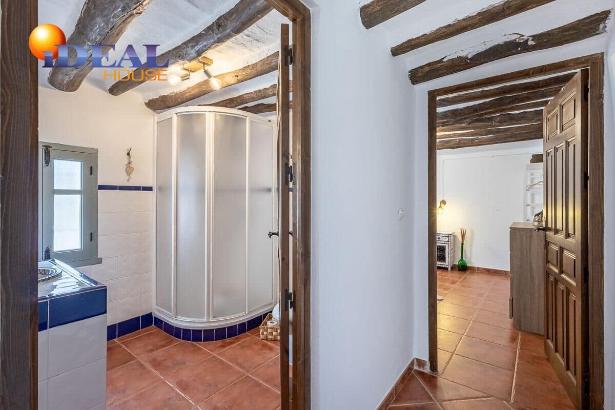 5 quarto Moradia para venda em Montefrio com piscina - 345 000 € (Ref: 9472936)