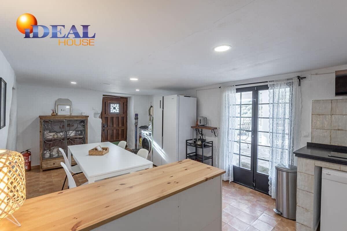 5 quarto Moradia para venda em Montefrio com piscina - 345 000 € (Ref: 9472936)