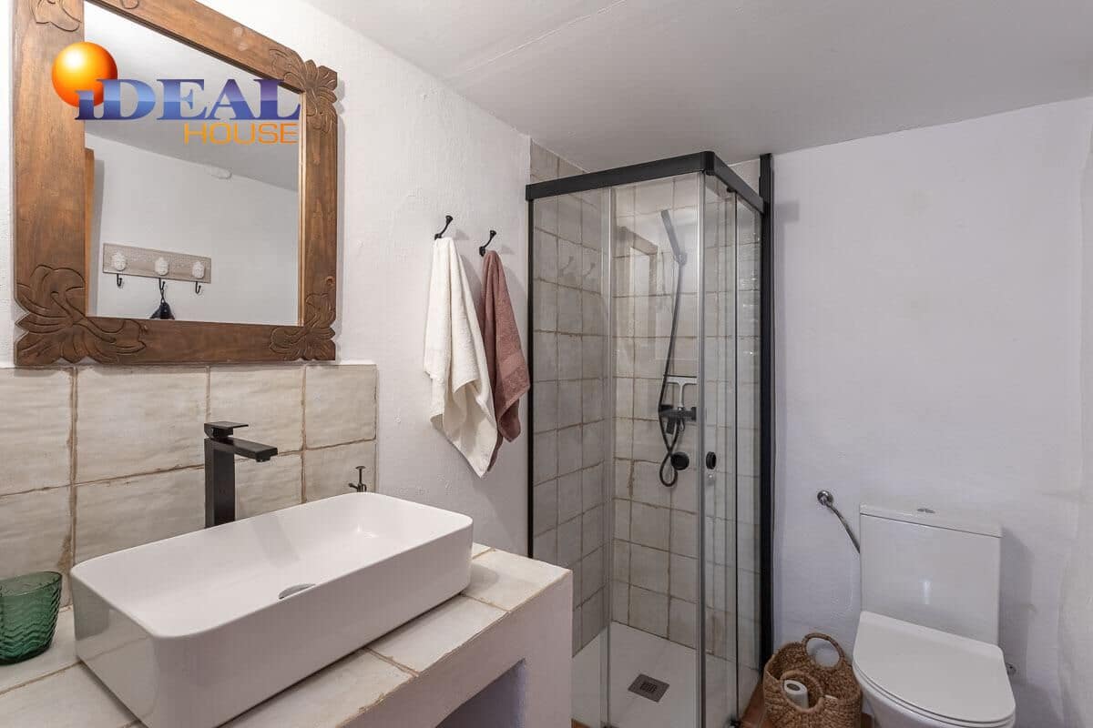 5 quarto Moradia para venda em Montefrio com piscina - 345 000 € (Ref: 9472936)