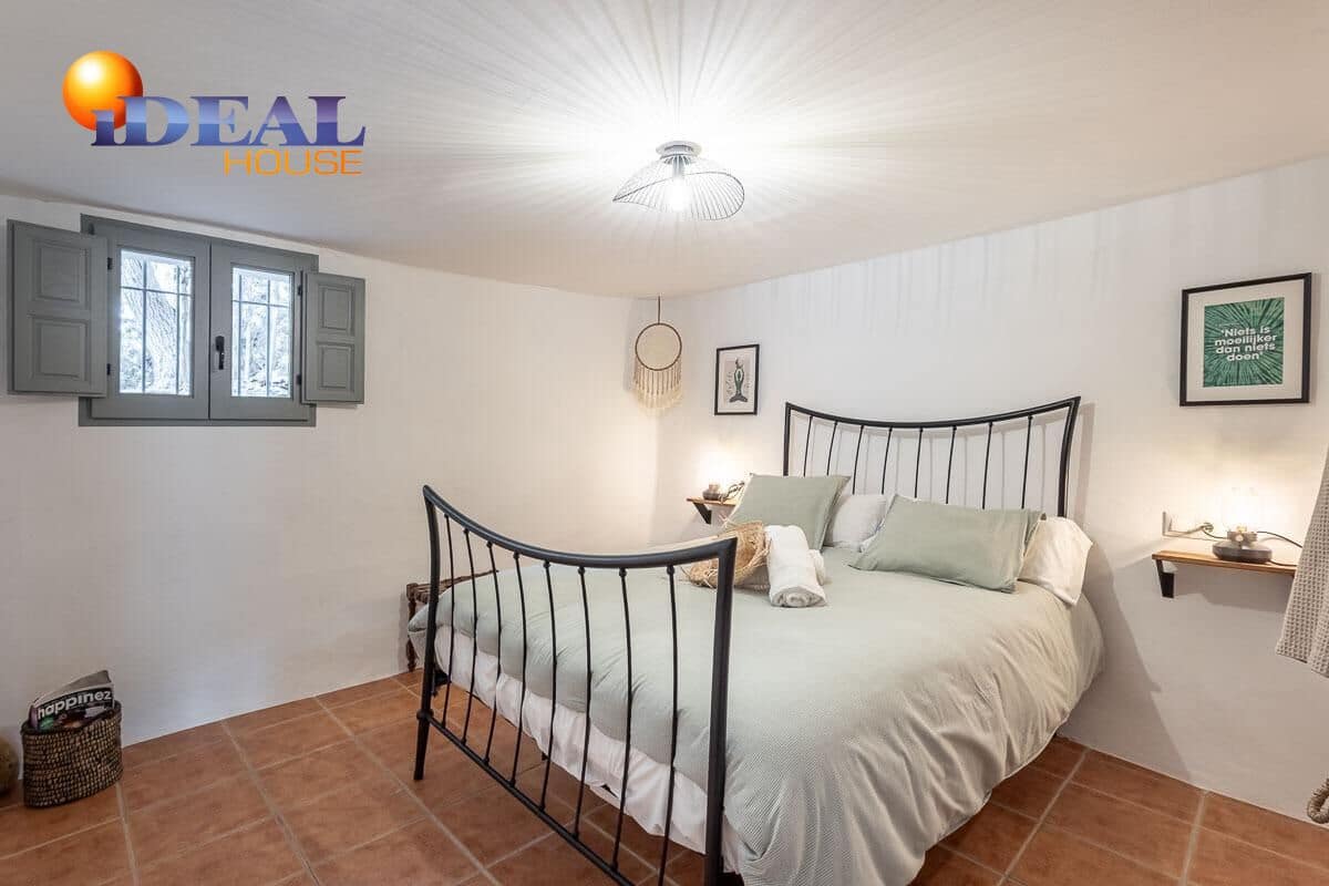 5 quarto Moradia para venda em Montefrio com piscina - 345 000 € (Ref: 9472936)