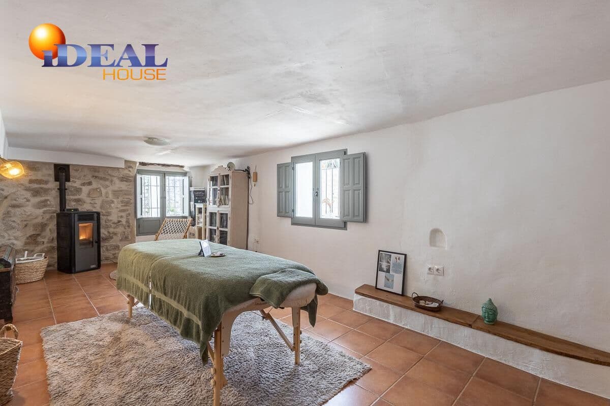 5 quarto Moradia para venda em Montefrio com piscina - 345 000 € (Ref: 9472936)