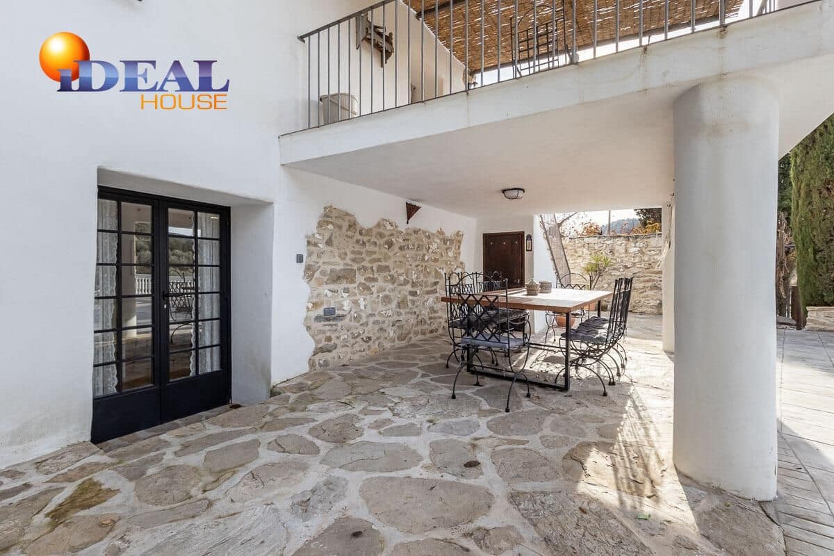 5 quarto Moradia para venda em Montefrio com piscina - 345 000 € (Ref: 9472936)