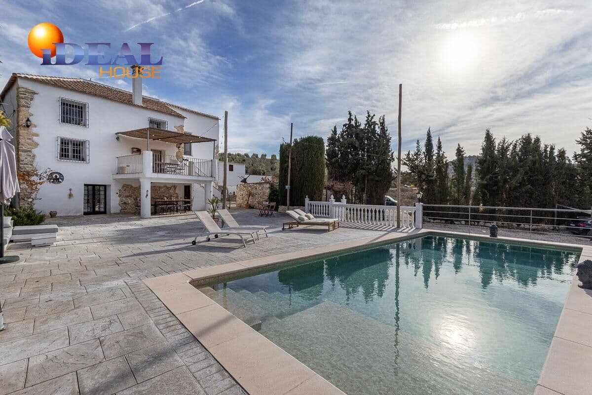 5 quarto Moradia para venda em Montefrio com piscina - 345 000 € (Ref: 9472936)