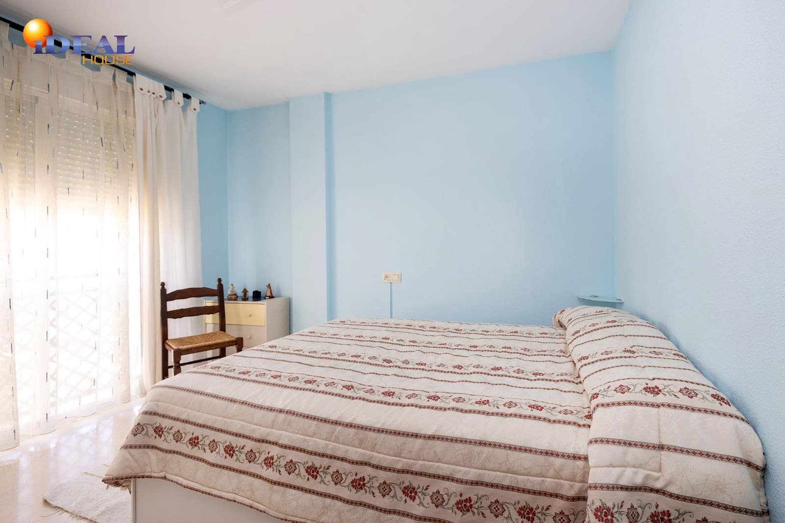 4 makuuhuone Rivitalo myytävänä paikassa Ogijares mukana 
autotalli - 290 000 € (Ref: 9472937)