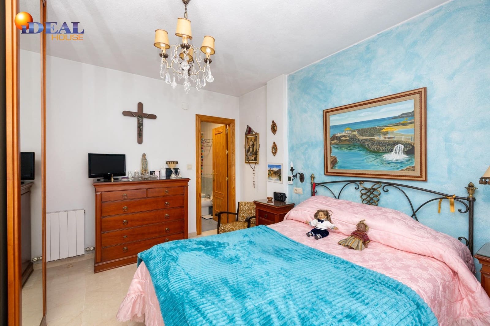 4 makuuhuone Rivitalo myytävänä paikassa Ogijares mukana 
autotalli - 290 000 € (Ref: 9472937)