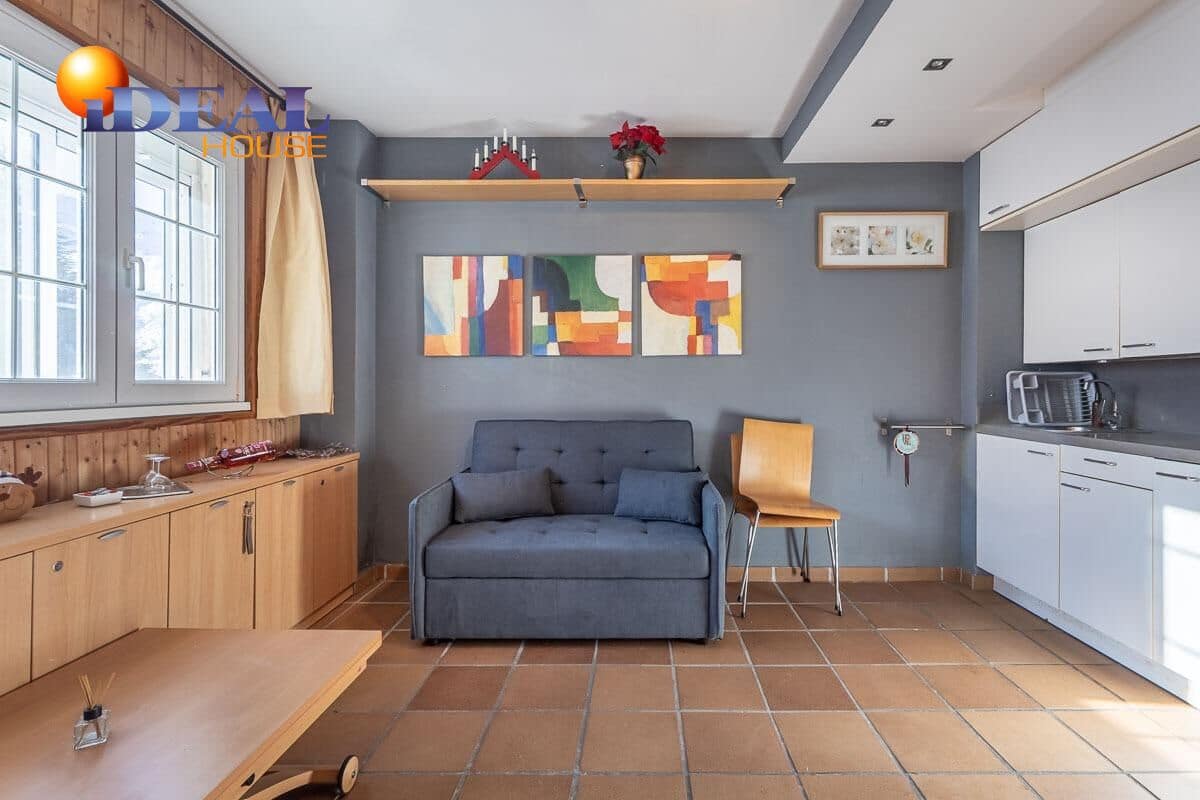 Flat for sale in Monachil with pool - € 119,000 (Ref: 9472939)