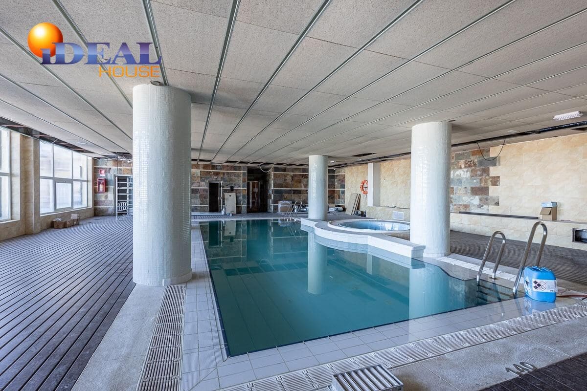 Flat for sale in Monachil with pool - € 119,000 (Ref: 9472939)
