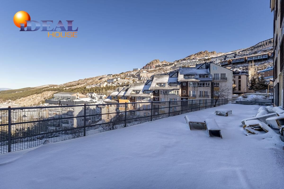 Flat for sale in Monachil with pool - € 119,000 (Ref: 9472939)