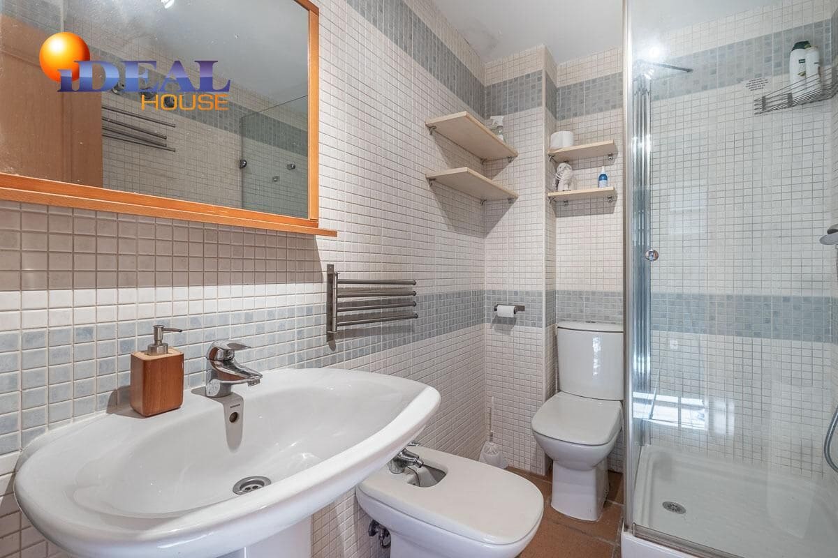 Flat for sale in Monachil with pool - € 119,000 (Ref: 9472939)