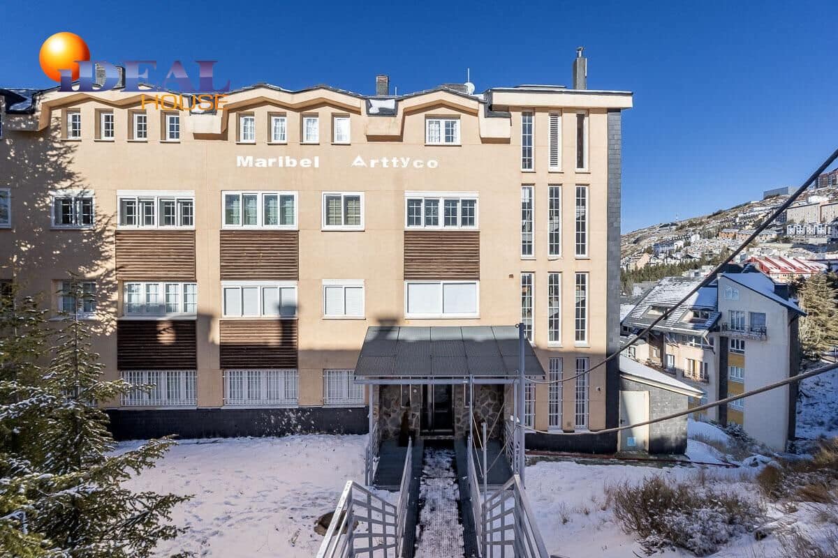 Flat for sale in Monachil with pool - € 119,000 (Ref: 9472939)