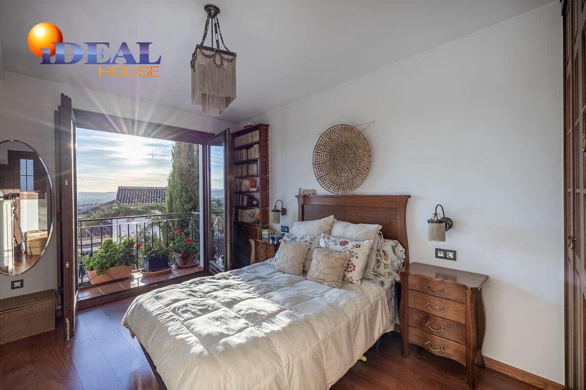 7 chambre Maison de Ville à vendre à Grenade ville avec piscine garage - 1 600 000 € (Ref: 9472940)