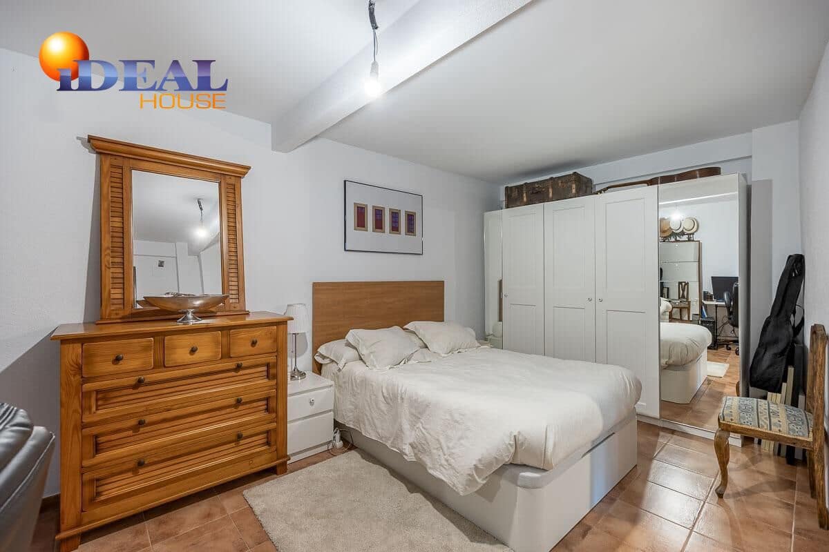 7 chambre Maison de Ville à vendre à Grenade ville avec piscine garage - 1 600 000 € (Ref: 9472940)