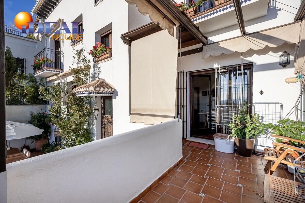 7 chambre Maison de Ville à vendre à Grenade ville avec piscine garage - 1 600 000 € (Ref: 9472940)