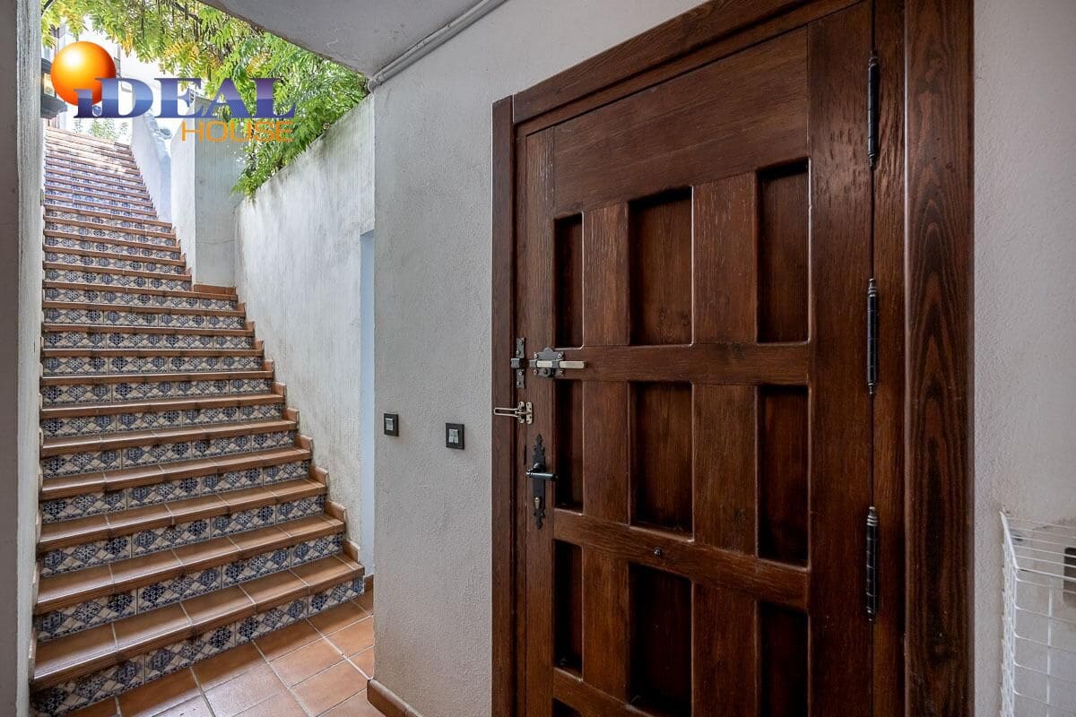 7 chambre Maison de Ville à vendre à Grenade ville avec piscine garage - 1 600 000 € (Ref: 9472940)