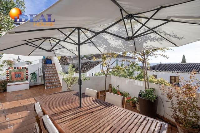 7 chambre Maison de Ville à vendre à Grenade ville avec piscine garage - 1 600 000 € (Ref: 9472940)