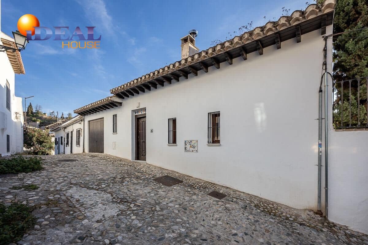 7 chambre Maison de Ville à vendre à Grenade ville avec piscine garage - 1 600 000 € (Ref: 9472940)