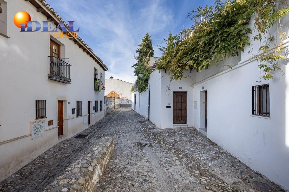 7 chambre Maison de Ville à vendre à Grenade ville avec piscine garage - 1 600 000 € (Ref: 9472940)