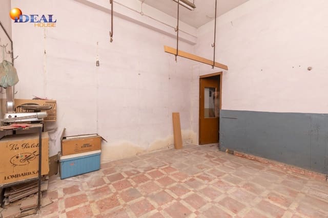 Commercieel te koop in Santa Fe met garage - € 99.900 (Ref: 9474158)