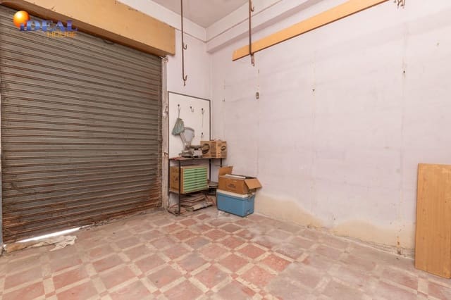 Commercieel te koop in Santa Fe met garage - € 99.900 (Ref: 9474158)