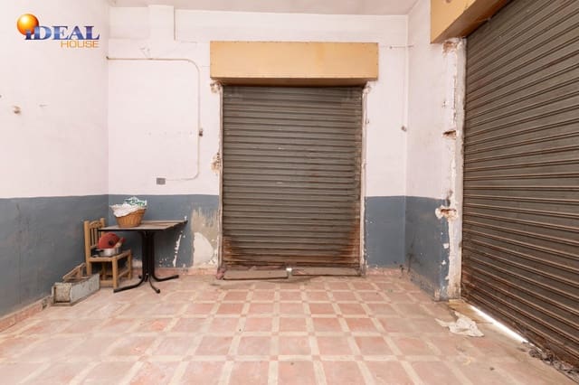 Commercieel te koop in Santa Fe met garage - € 99.900 (Ref: 9474158)