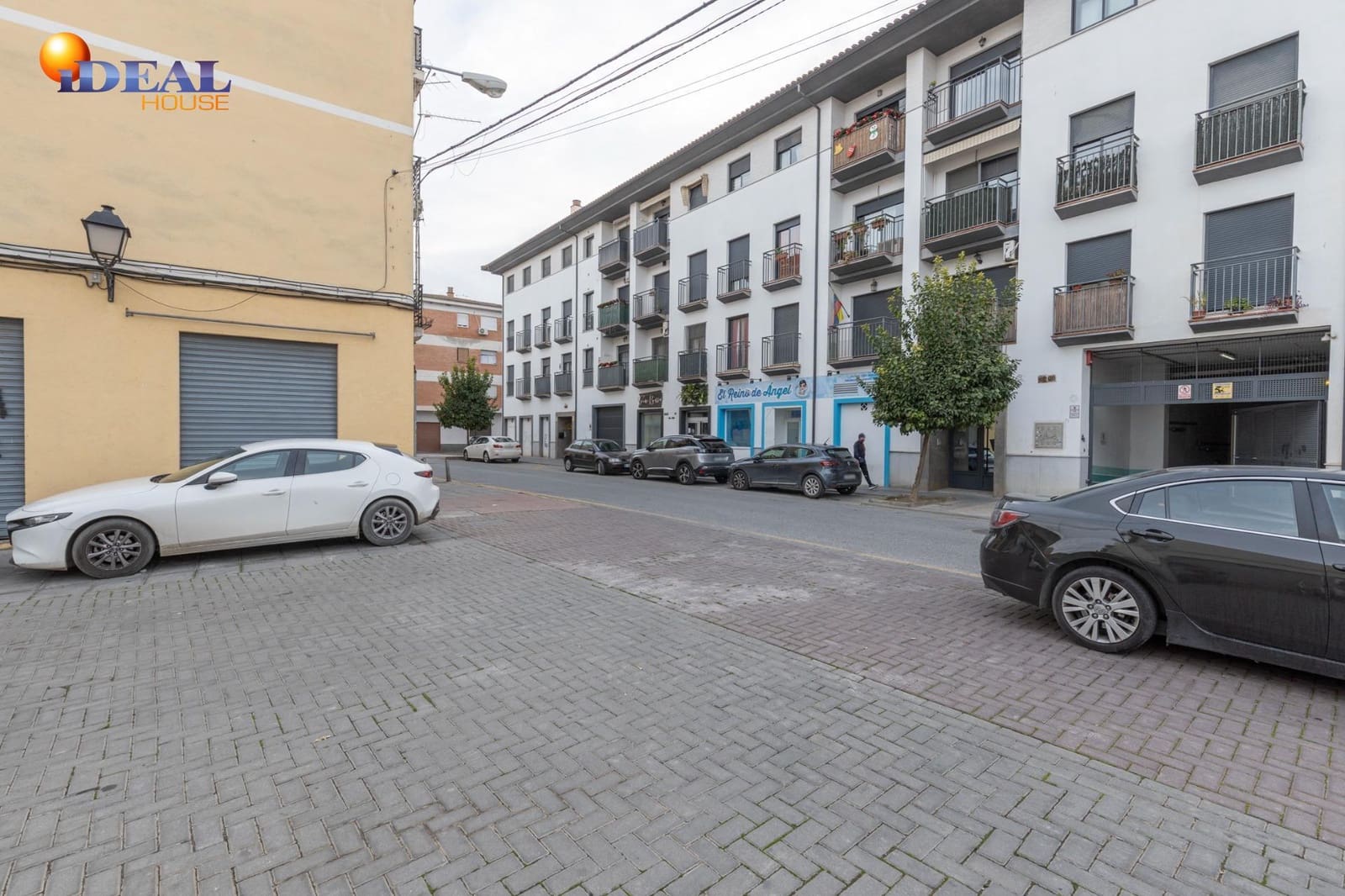 Commercieel te koop in Santa Fe met garage - € 99.900 (Ref: 9474158)