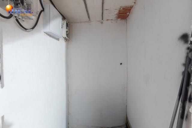 Mark till salu i Santa Fe - 135 000 € (Ref: 9474160)