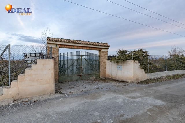 Mark till salu i Santa Fe - 135 000 € (Ref: 9474160)