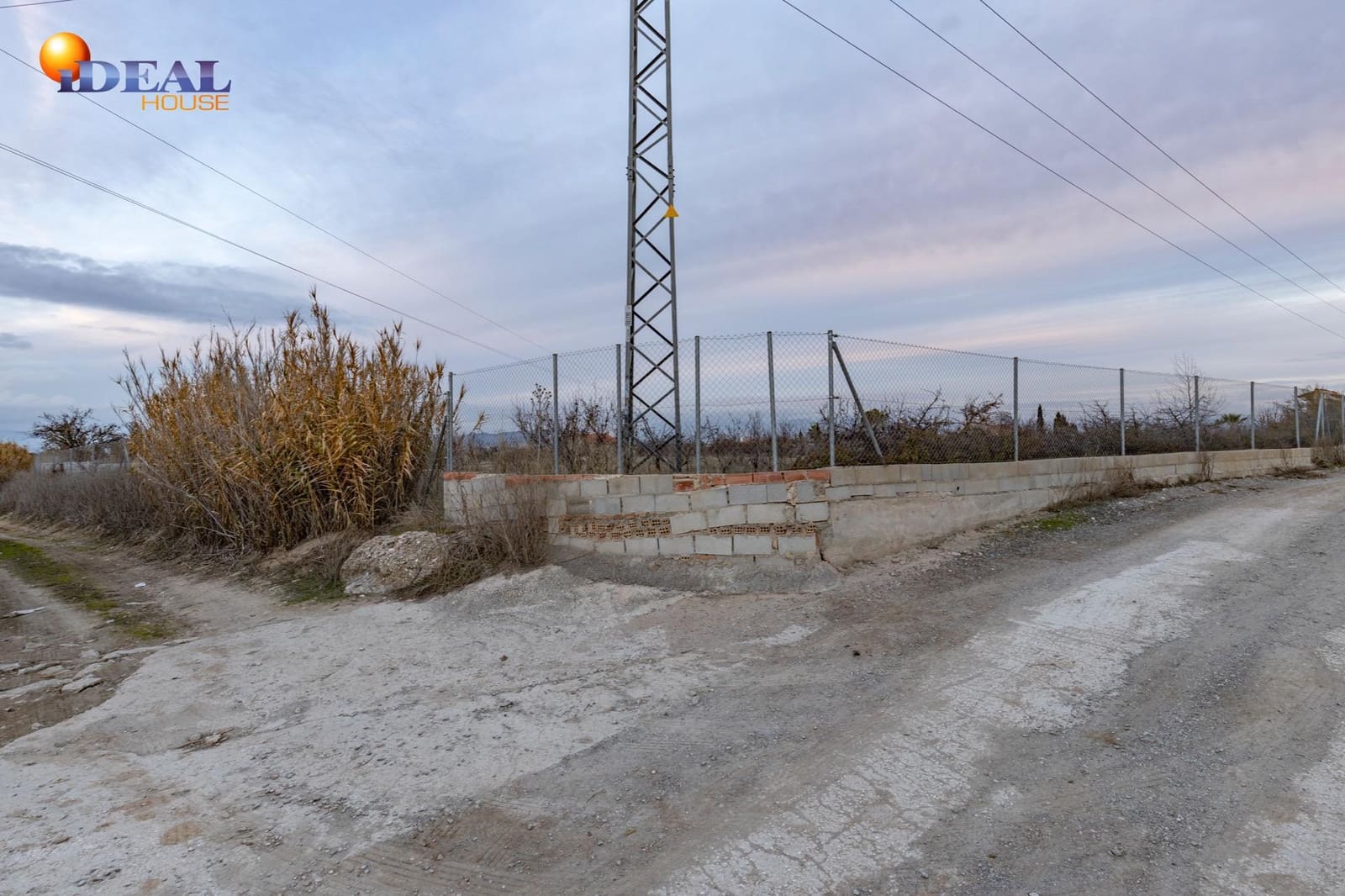 Undeveloped Land for sale in Santa Fe - € 135,000 (Ref: 9474160)