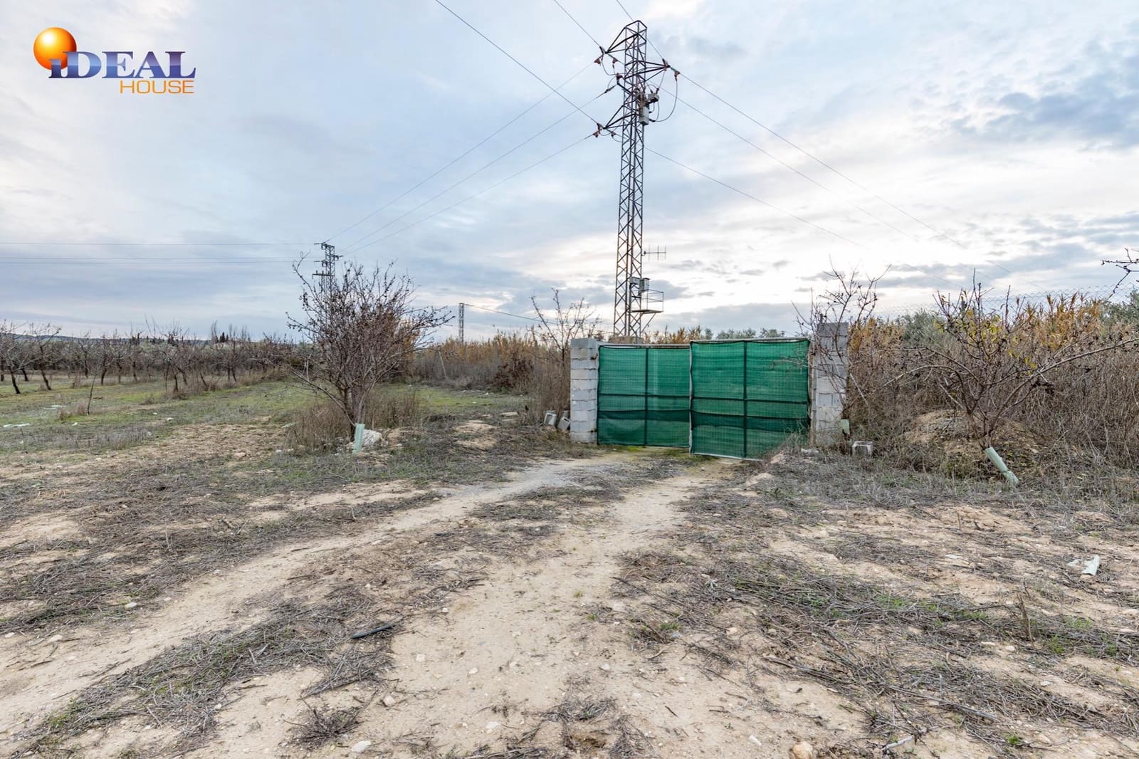 Undeveloped Land for sale in Santa Fe - € 135,000 (Ref: 9474160)
