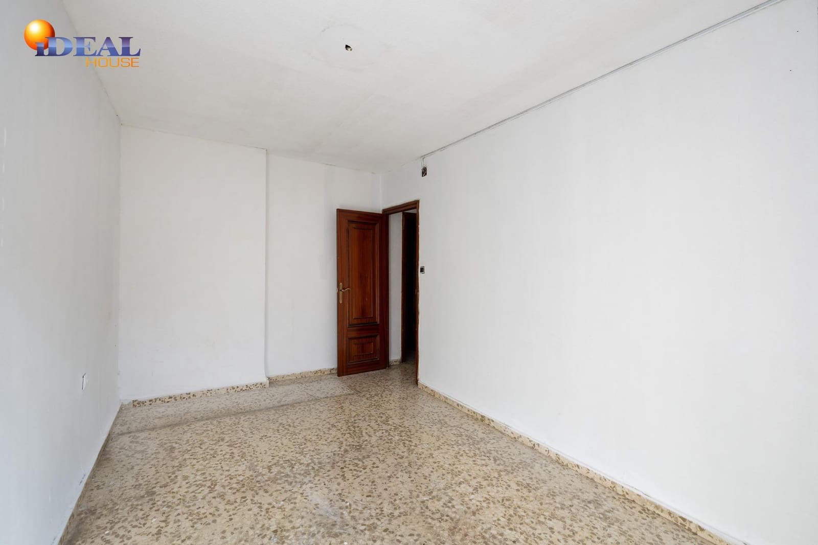 3 bedroom Flat for sale in Granada city - € 244,000 (Ref: 9474162)