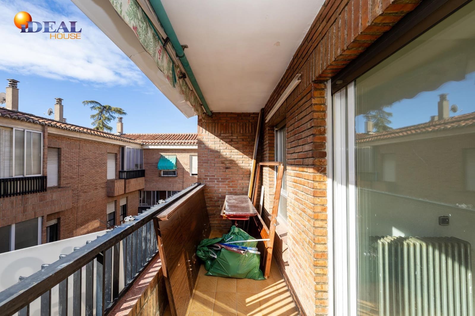 3 bedroom Flat for sale in Granada city - € 244,000 (Ref: 9474162)