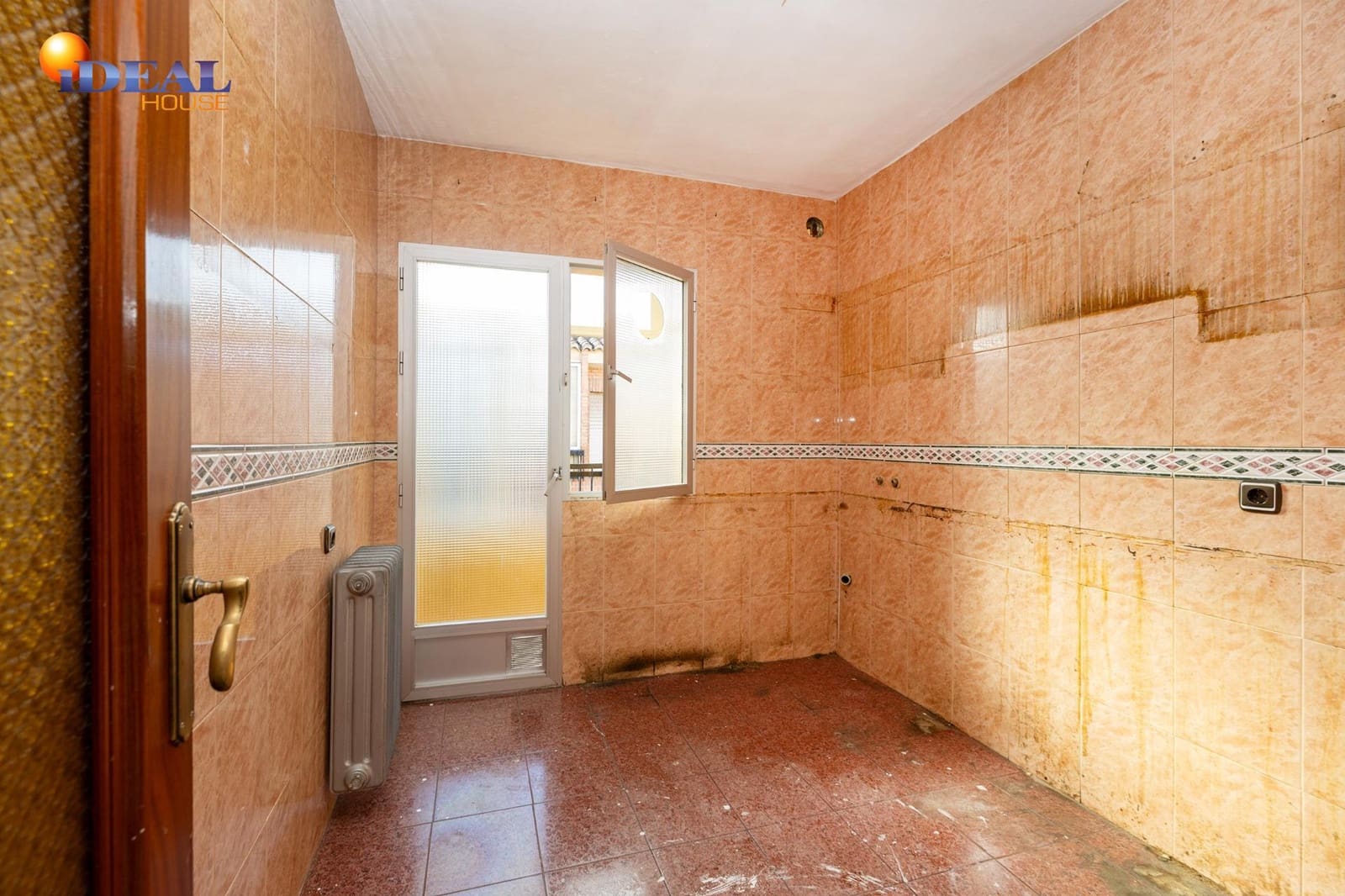 3 bedroom Flat for sale in Granada city - € 244,000 (Ref: 9474162)