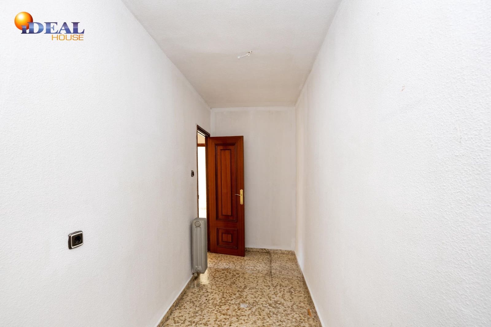 3 bedroom Flat for sale in Granada city - € 244,000 (Ref: 9474162)